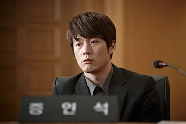 하정우가 달라졌어요! 영화 '의뢰인'서 세련된 변호사로 변신 : 네이트 ...