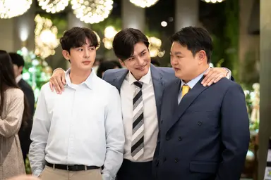 이지훈, 4년만의 ′빈틈없는 사이′로 스크린 복귀…한승연과 로맨스 ...