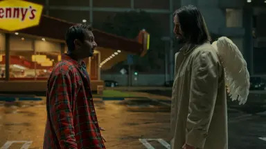 키아누 리브스의 천상계 코미디 '굿 포츈' 1월 7일 개봉 - 노컷뉴스