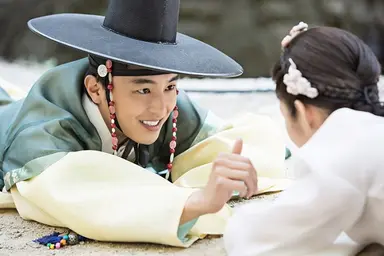 새 수목드라마 '7일의 왕비' 박민영×연우진×이동건, 벌써부터 애틋한 ...