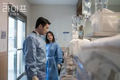 이동욱 "'라이프' 때 슬럼프→은퇴·이민 생각까지…공유가 꺼내줘" [엑's ...