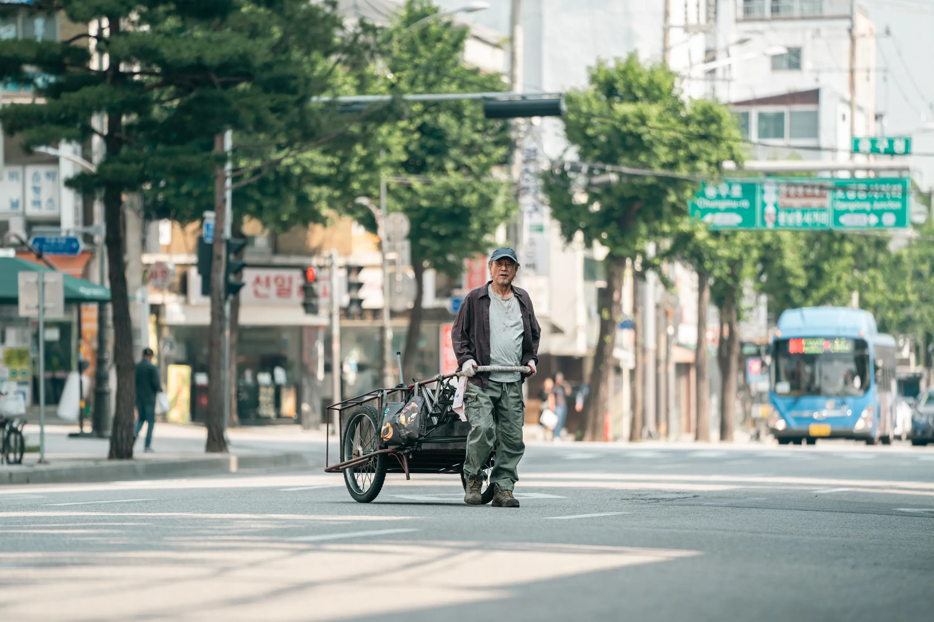 사람과 고기 결말 줄거리 출연진 | 노인 3인방 무전취식이 남긴 질문 (스포 리뷰)사람과 고기 넷플릭스