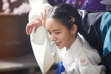 [막방] '꽃 피면 달 생각하고' 유승호 이혜리 '밀감 커플' 키스로 완벽 엔딩