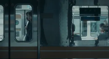 기억의 파편 속에서 진실을 찾는 여정…'다른 것으로 알려질 뿐이지 ...