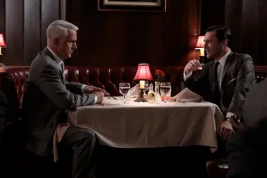 에미상 남우주연상 존 햄 주연 '프렌즈 & 네이버스' Apple TV+ 공개