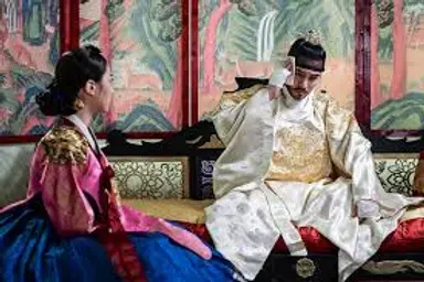 '대군-사랑을 그리다' 윤시윤, “살아있었다!” 죽음 각오한 대탈출 작전 ...