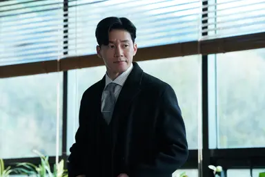 "故이선균, 내가 해줘서 고맙다고" 조진웅이 '노 웨이 아웃'을 받아든 ...