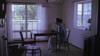 [매거진M] 불안과 공허를 끌어안은 이와이 슌지 감독의 새로운 뮤즈 ...