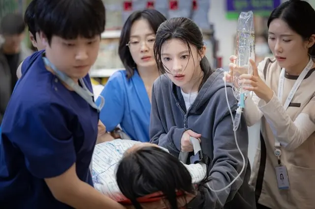 언젠가는 슬기로울 전공의생활 2화 2회 줄거리 : 펠로우 명은원 , 표남경 추민하 결혼 양석형 안은진 특별출연 3회 예고