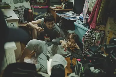 '1승' 송강호 "'기생충' 이후 오랜만에 경쾌하게…박하사탕 같은 영화 ...