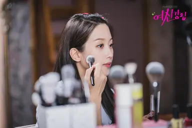 '여신강림' 친목 ing…차은우→문가영, 임세미 연극 관람 인증샷 ...