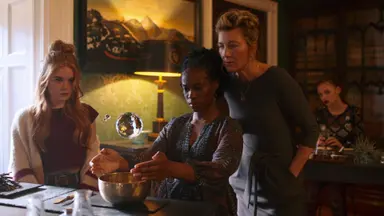 '수리남' 넷플릭스 비영어권 작품 1위 : 네이트 연예