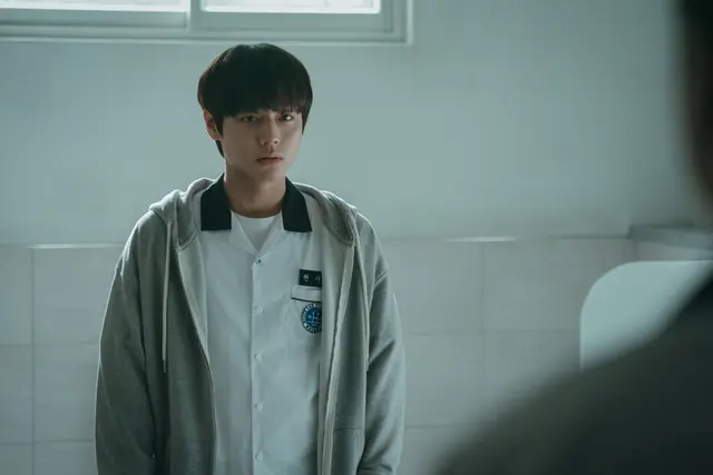 웨이브 드라마 '약한영웅' 클래스 1 6화 -> 안수호 대신 영이를 구하러 간 연시은