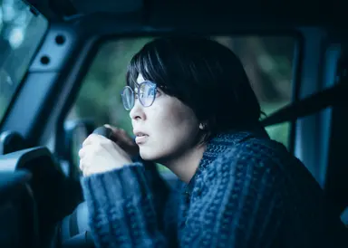[시네톡] 진부하지 않은 시간 여행 로맨스, '첫 번째 키스' : 네이트 연예