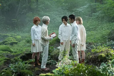 '약속의 네버랜드' 원작 만화 이어 스크린 진출 : 네이트 연예