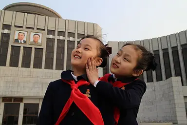 朴대통령, 北실상 다큐영화 '태양아래' 관람 : 네이트 뉴스