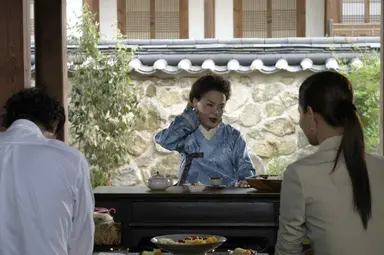 <비디오 인기순위> '가문의 위기…' 첫 정상 : 네이트 뉴스