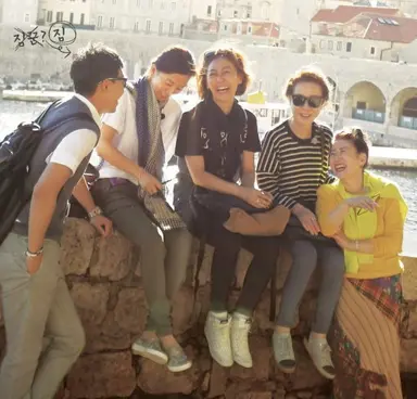 꽃보다 누나 화보, 고혹미 '철철'…“여배우 맞네” - 헤럴드경제