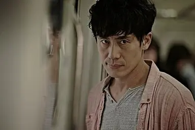 [경향포토]신하균 영화 런닝맨에서 명품 연기력 선보여… : 네이트 연예