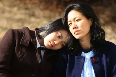 김옥빈, '여고괴담4'서 성악 솜씨 뽐내 : 네이트 연예