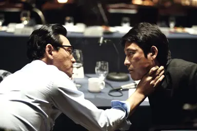 영화 '아수라' 한도경 役 정우성 '진저리나는 폭력 이면의 메시지를 봐 ...
