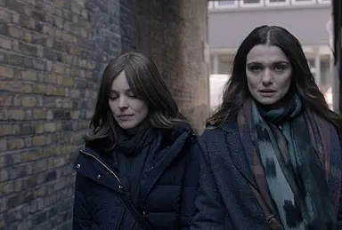 '토론토영화제' 레이첼 맥아담스, 레드카펫 포즈-국민일보