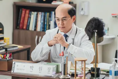 박성웅, '내과 박원장' 특별출연…이서진과 티키타카 - 노컷뉴스