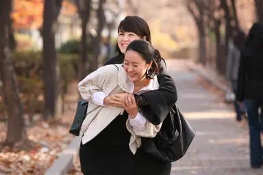 영화 '바람 피기 좋은 날'의 4인방 : 네이트 뉴스