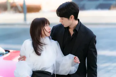 티빙 드라마 '나는 대놓고 신데렐라를 꿈꾼다' 표예진·이준영 | 연합뉴스