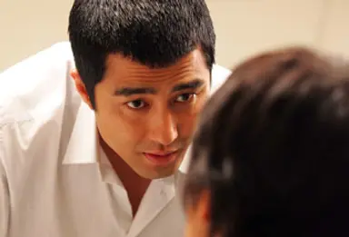 [포토] 살인용의자와 수사검사 신하균-차승원('박수칠 때 떠나라 ...