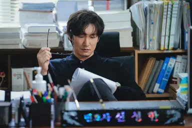 '신성한, 이혼' 조승우, 독특한 변호사로 변신…드라마 티저 영상 공개