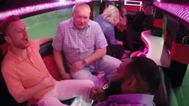 한국 광고에 출연한 '독설 셰프' 고든 램지, 새로운 모습 : 네이트 뉴스