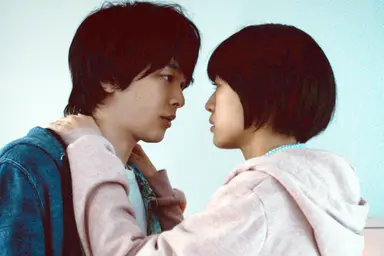 日 '시크릿 카운터' 예고편 "낙오자들을 위한 마을" : 네이트 연예