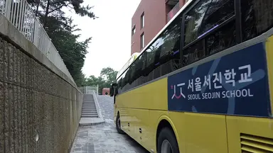 '학교 가는 길', 더 나은 세상 향한 바람 모이며 3만 돌파 : 네이트 연예