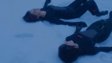 "미모 탓 몰락" 한소희는 왜 '동성 키스'를 했나…퀴어 멜로 '폭설' 내린다 ...