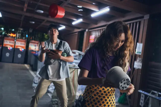 영화 악마가 이사왔다 관람평 리뷰 평점 줄거리 결말 윤아 코믹 연기