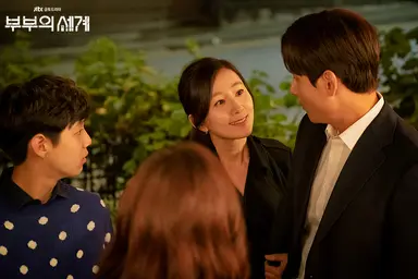 김희애, '부부의 세계' 얘기하다 왈칵 눈물 쏟은 사연 - 머니투데이