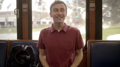 여친 만들려는 '특별한' 고교생이 주는 별난 즐거움