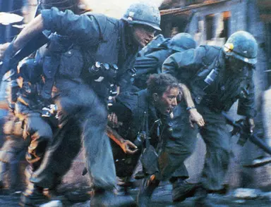 '풀메탈 자켓'의 신스틸러 속사포 교관 리 이에미 74세로 타계 | 서울신문