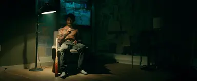 '#살아있다' 할리우드 버전 '얼론', 18일 개봉 확정 - 머니투데이