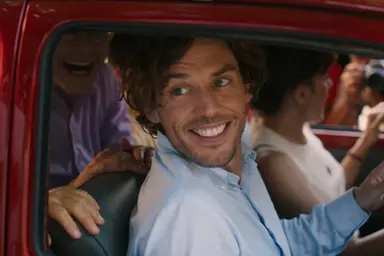 '접속 무비월드' 신작, 북오브러브·존윅4·개들의전쟁·귀공자·거미집 ...