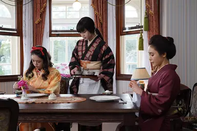 "코스프레 사진인 줄"…실사화된 인기 소설에 항의 빗발치고 있다 [룩 ...