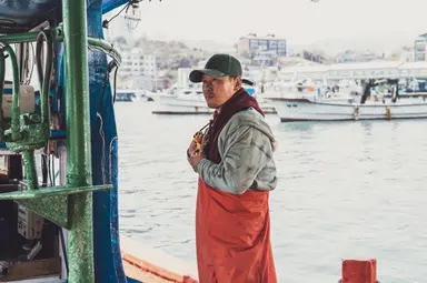 '아침바다 갈매기는' 구찌임팩트어워드 수상…박이웅 감독 "윤주상 ...