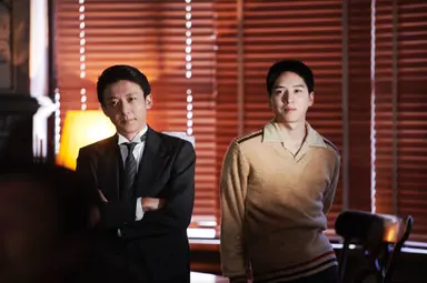 '스파이의 아내' 감독이 밝힌 #아오이유우 #저예산 #봉준호 [종합 ...